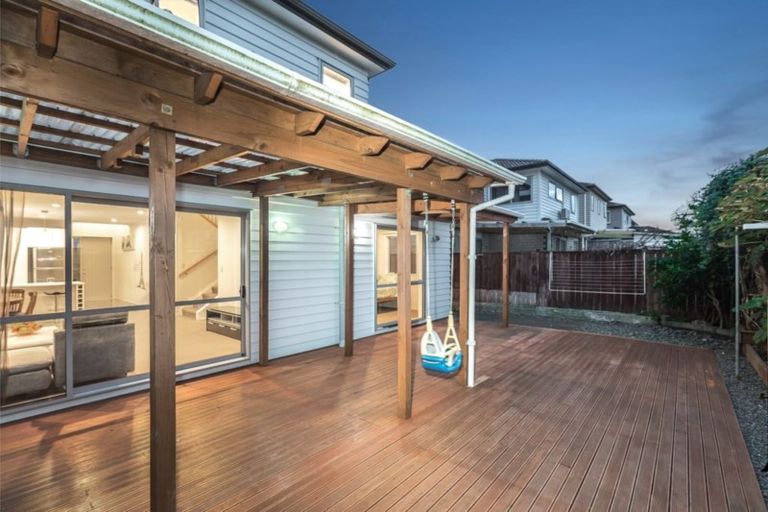 Photo of property in 42 Arranmore Drive, Flat Bush, Auckland, 2019