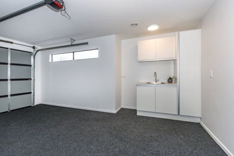 Photo of property in 1/3 Provincial Road, Halswell, Christchurch, 8025