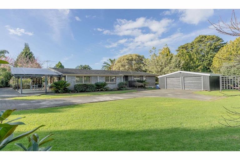 Photo of property in 11 Riverview Road, Kerikeri, 0230