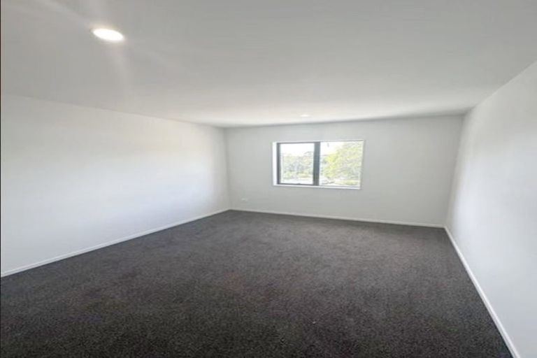 Photo of property in 29a Sheridan Drive, New Lynn, Auckland, 0600