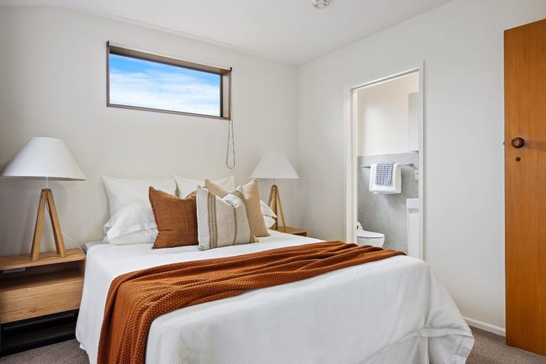 Photo of property in 11a Woodstock Place, Russley, Christchurch, 8042