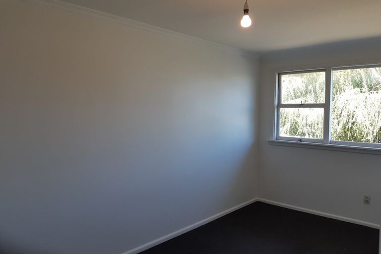 Photo of property in 12 Pimlico Place, Bishopdale, Christchurch, 8053