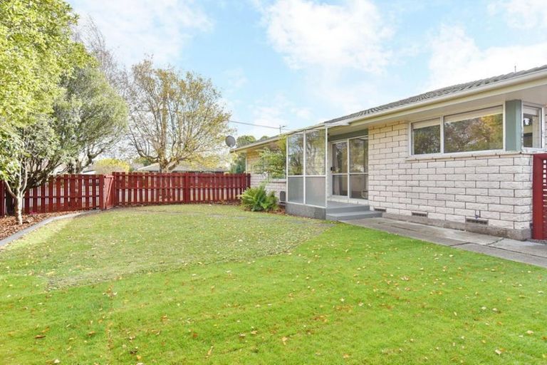 Photo of property in 1/73 Sabys Road, Halswell, Christchurch, 8025