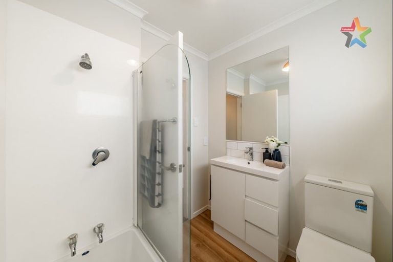 Photo of property in 110b Wellington Road, Wainuiomata, Lower Hutt, 5014