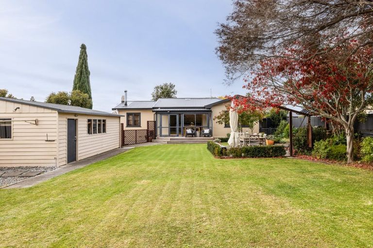 Photo of property in 23 Guthrie Road, Havelock North, 4130