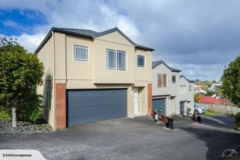 Photo of property in 143e Hobsonville Road, West Harbour, Auckland, 0618