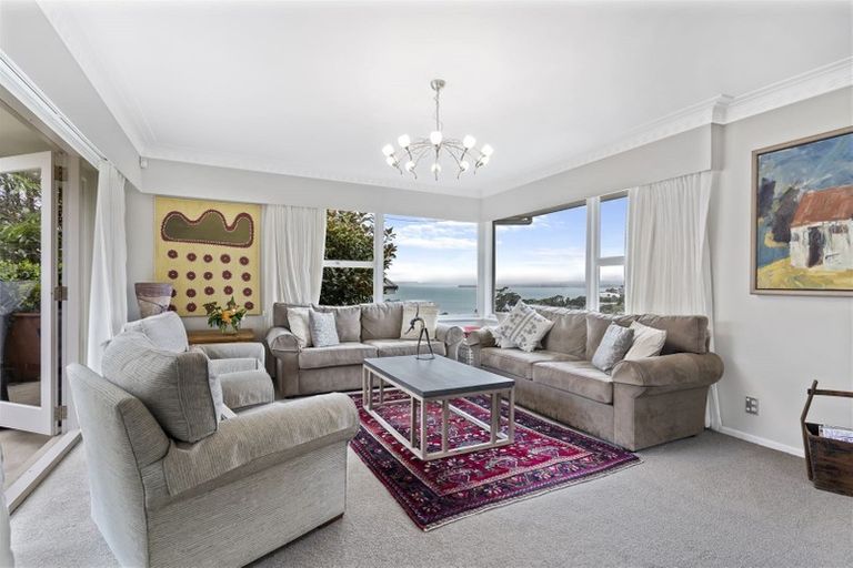 Photo of property in 1/5 Colmar Road, Mellons Bay, Auckland, 2014