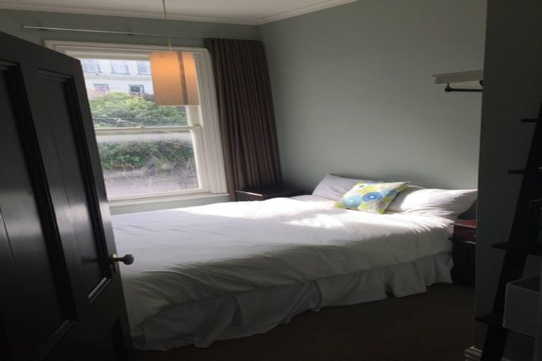 Photo of property in 12 Burnell Avenue, Thorndon, Wellington, 6011