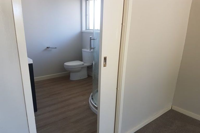 Photo of property in 712b Pioneer Highway, Takaro, Palmerston North, 4412