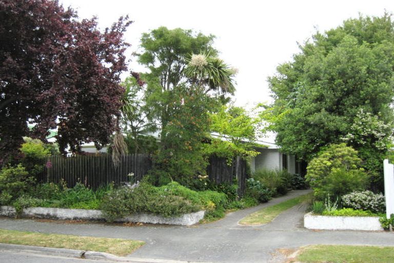 Photo of property in 3 Shaftesbury Street, Avonhead, Christchurch, 8042