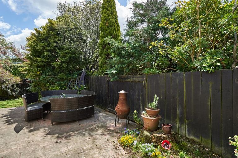 Photo of property in 68 Clifton Terrace, Fitzherbert, Palmerston North, 4410