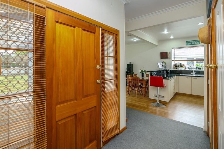 Photo of property in 59 Kent Street, Carterton, 5713