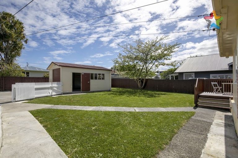 Photo of property in 340a Waiwhetu Road, Fairfield, Lower Hutt, 5011