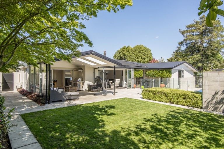 Photo of property in 89b Memorial Avenue, Ilam, Christchurch, 8053