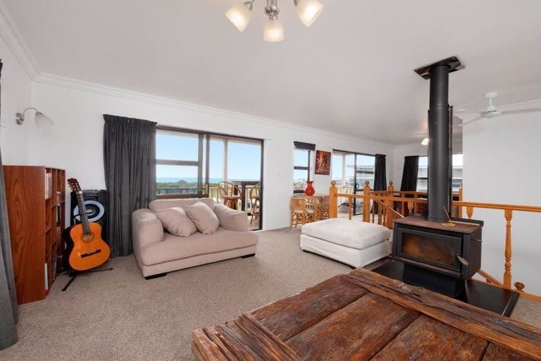 Photo of property in 1000 Papamoa Beach Road, Papamoa Beach, Papamoa, 3118