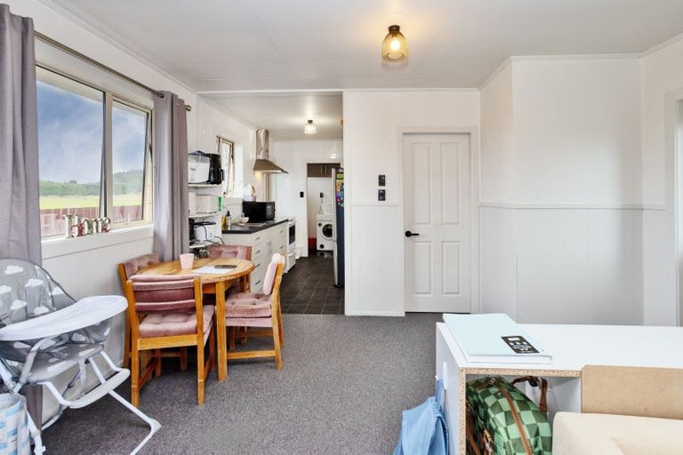 Photo of property in 210 Bay Road, Grasmere, Invercargill, 9810