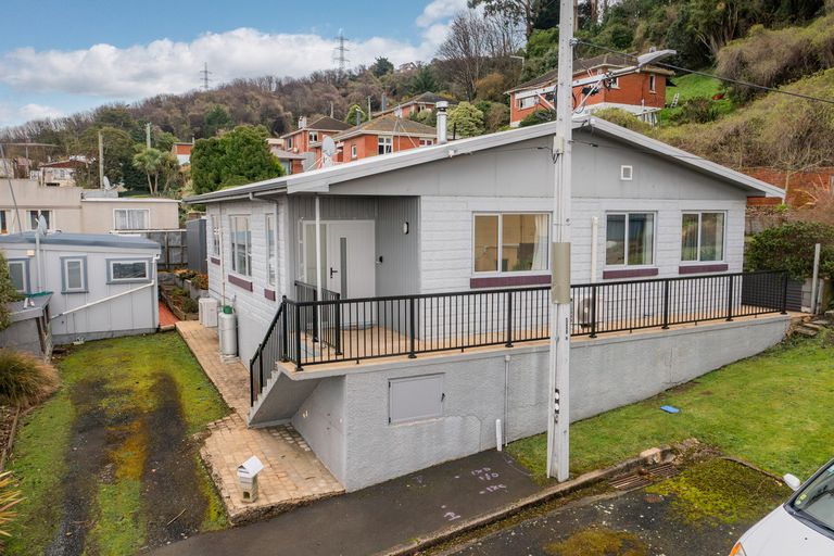 Photo of property in 5 Mccracken Street, Caversham, Dunedin, 9011