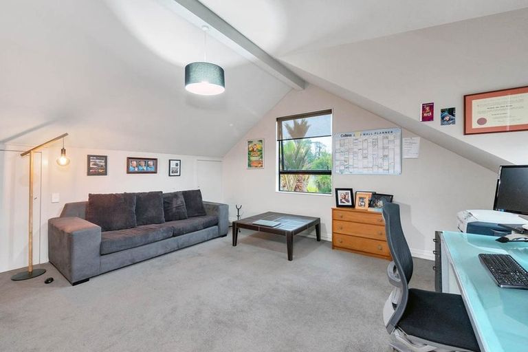 Photo of property in 172 Shaw Road, Oratia, Auckland, 0604