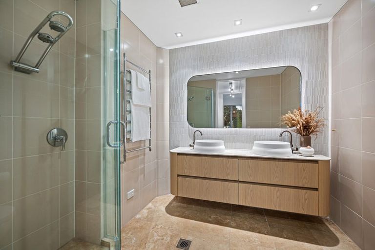 Photo of property in 1/7 The Promenade, Takapuna, Auckland, 0622