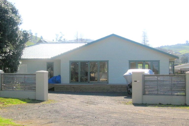Photo of property in 153a Buffalo Beach Sh25 Road, Whitianga, 3510