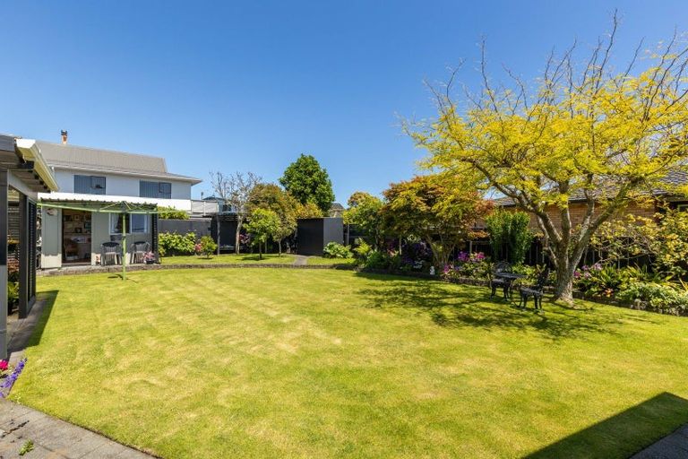 Photo of property in 38 Wairau Road, Oakura, 4314