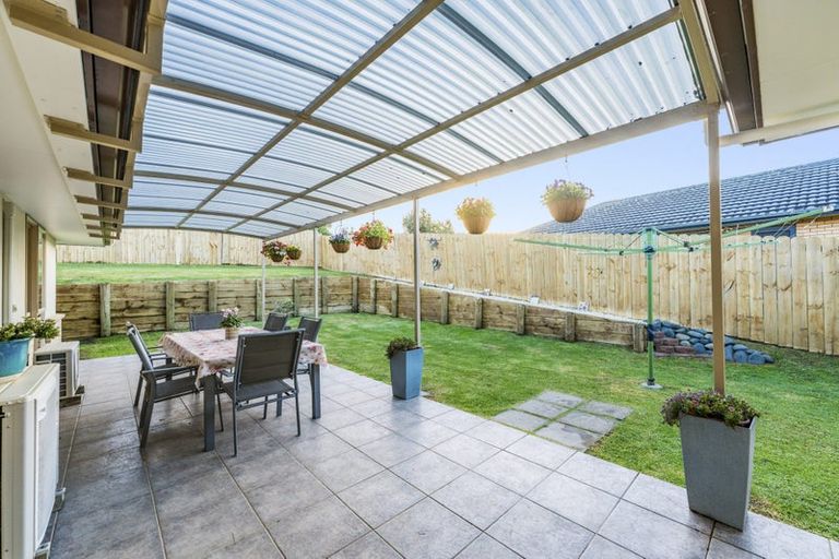 Photo of property in 38 Semillon Avenue, Henderson, Auckland, 0612