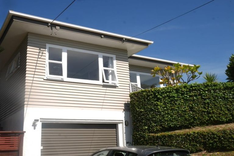 Photo of property in 8 Dale Road, Raumati South, Paraparaumu, 5032