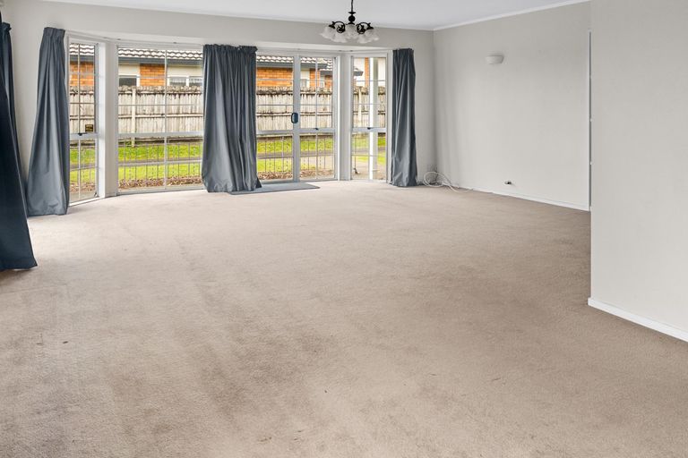 Photo of property in 1/5 Napoleon Avenue, Milford, Auckland, 0620