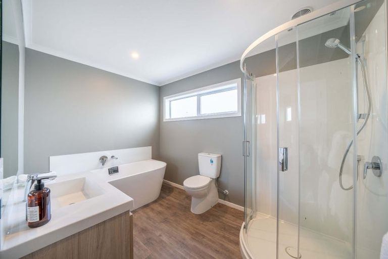 Photo of property in 4 Takapo Grove, Kelson, Lower Hutt, 5010