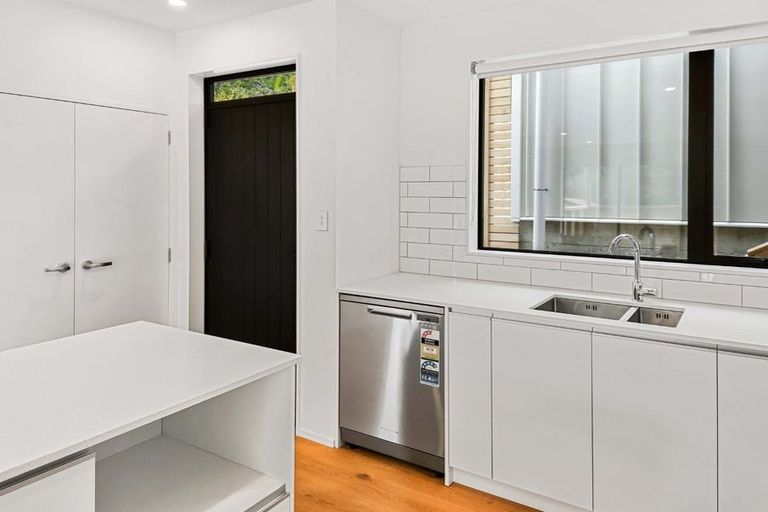 Photo of property in 1/71 Raukawa Street, Stokes Valley, Lower Hutt, 5019