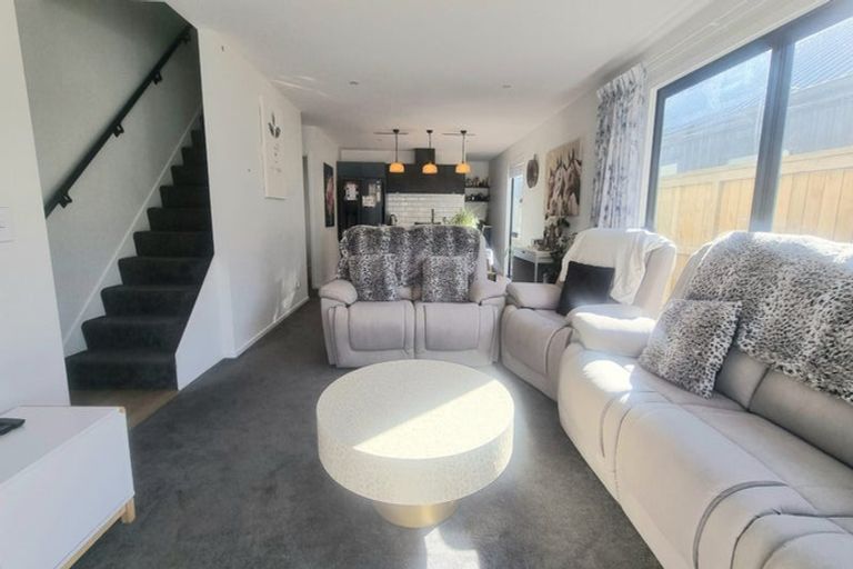 Photo of property in 6 Collie Road, Jacks Point, 9371