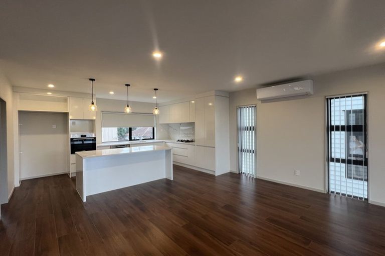 Photo of property in 34d Nikau Street, New Lynn, Auckland, 0600