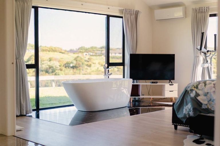 Photo of property in 20 Old Lexie Way, Pokeno, 2471