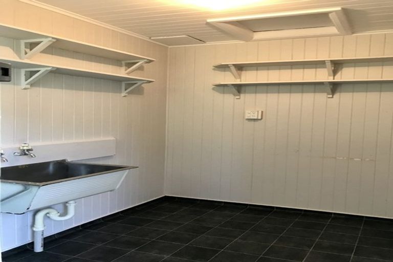 Photo of property in 92 Kowhai Street, Naenae, Lower Hutt, 5011