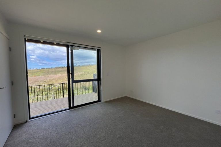 Photo of property in 5/23 Makomako Drive, Orewa, 0931