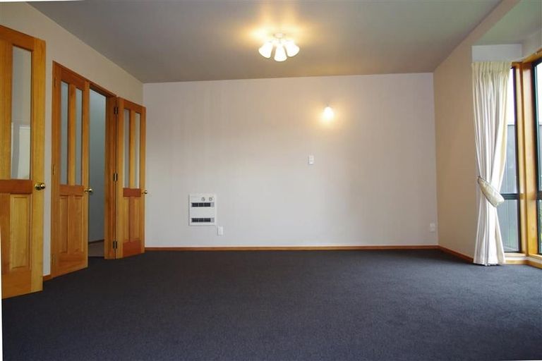 Photo of property in 2c Chilcombe Street, Ilam, Christchurch, 8041