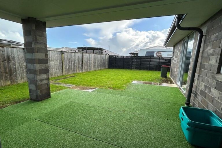 Photo of property in 38 Escotts Road, Tuakau, 2121