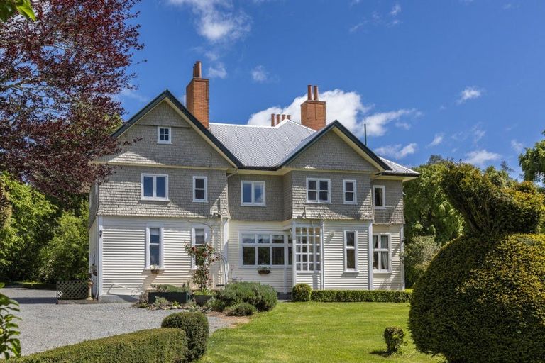 Photo of property in 720 Sleemans Road, Hororata, Darfield, 7572