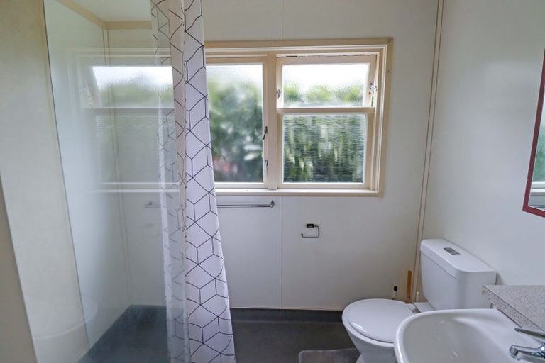 Photo of property in 95 Farmer Crescent, Taita, Lower Hutt, 5011