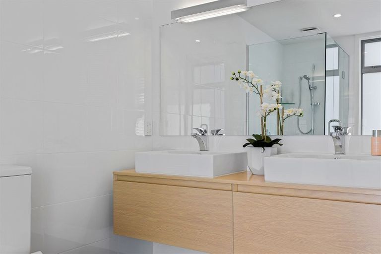 Photo of property in 20a Holmwood Road, Merivale, Christchurch, 8014