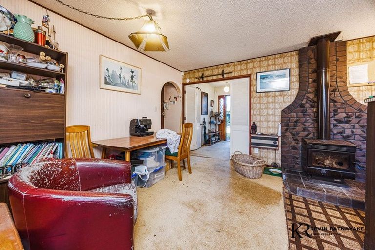 Photo of property in 121 Settlement Road, Papakura, 2110