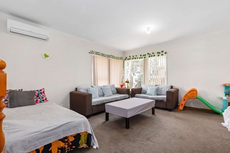 Photo of property in 3/108b Great South Road, Manurewa, Auckland, 2102