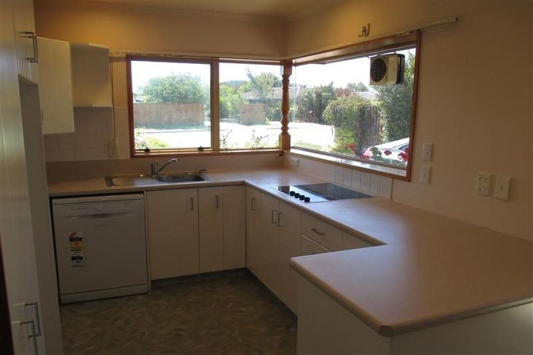 Photo of property in 21 Sabys Road, Halswell, Christchurch, 8025