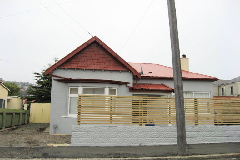 Photo of property in 10 Loyalty Street, Forbury, Dunedin, 9012