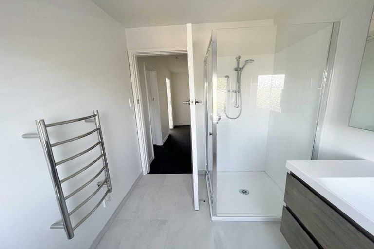 Photo of property in 2/35 Craven Street, Sockburn, Christchurch, 8042