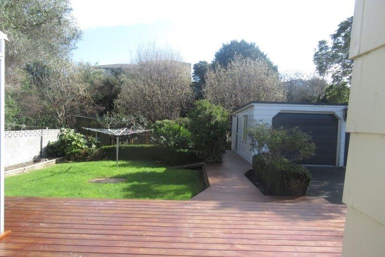 Photo of property in 13 Moa Road, Raumati Beach, Paraparaumu, 5032