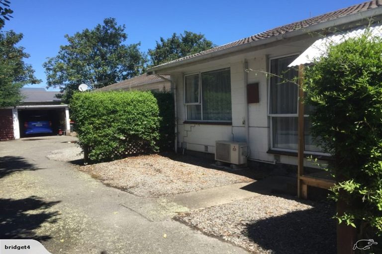 Photo of property in 2/12 Hargest Crescent, Sydenham, Christchurch, 8023