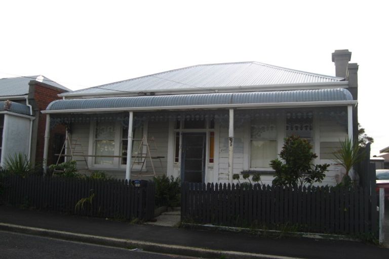 Photo of property in 69 Fitzroy Street, Caversham, Dunedin, 9012