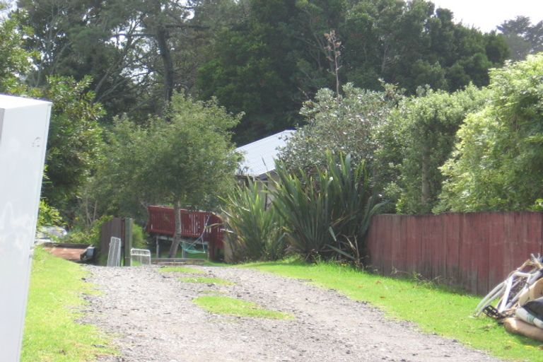 Photo of property in 1/33 Nile Road, Kelston, Auckland, 0602