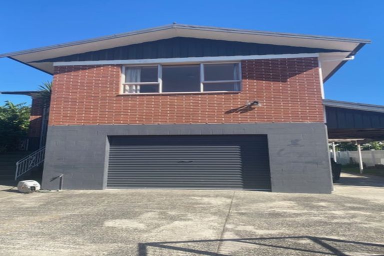Photo of property in 3 Marama Place, One Tree Point, 0118